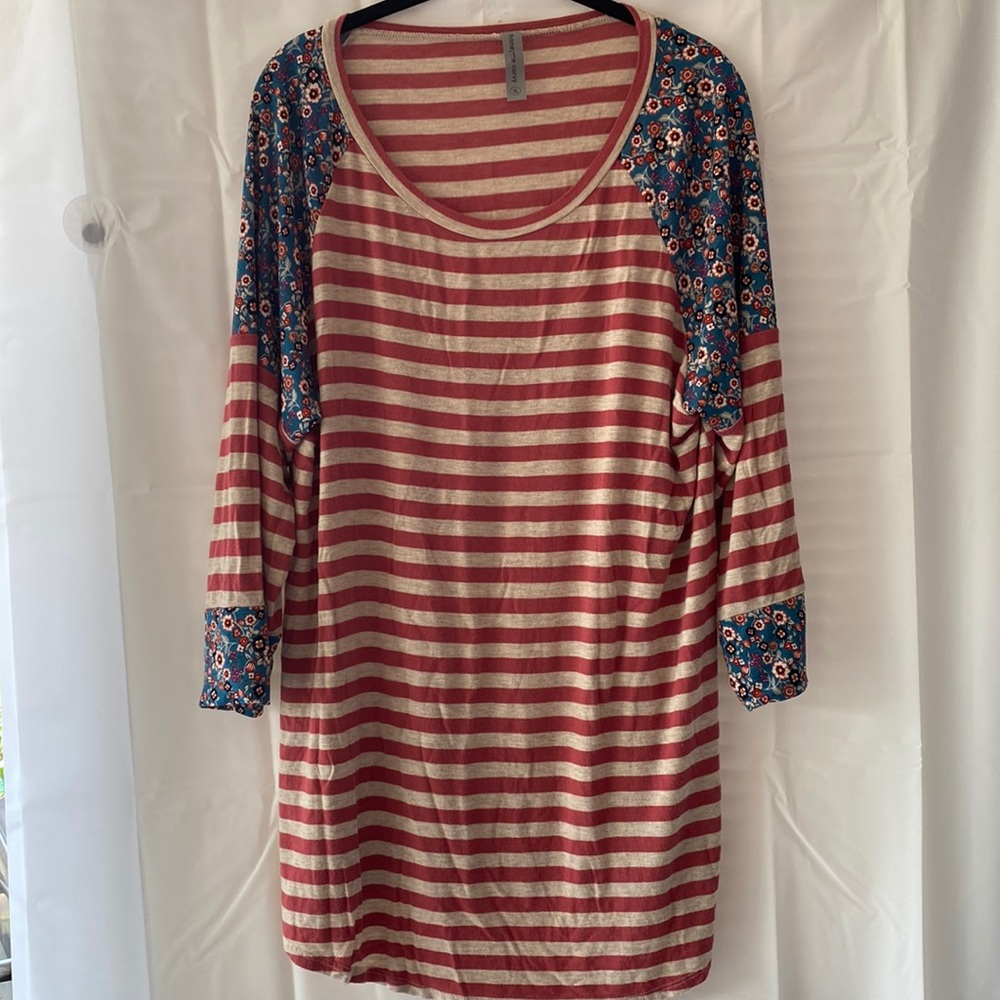 Honey Me Curvy Top
